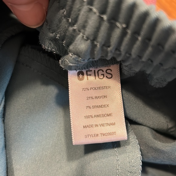 Figs Yola Hydrogreen S/T Scrub Pants - Picture 8 of 12